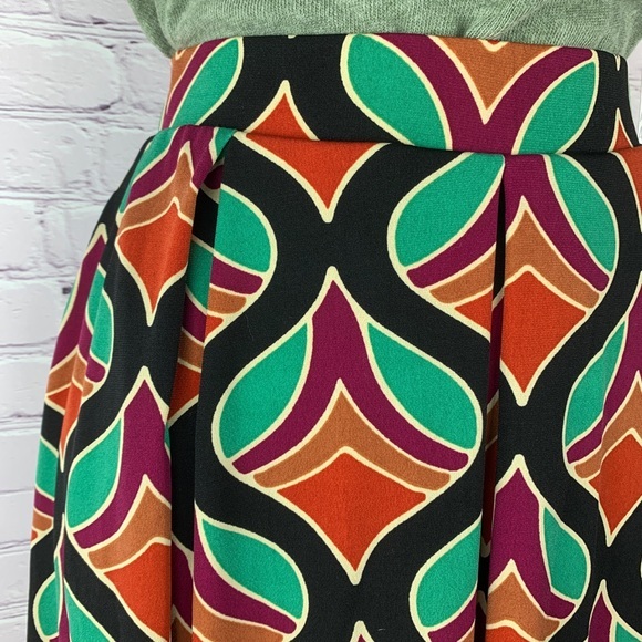 NEW LuLaRoe Madison midi skirt elastic waist hidden pockets high waisted pleated - Picture 4 of 8